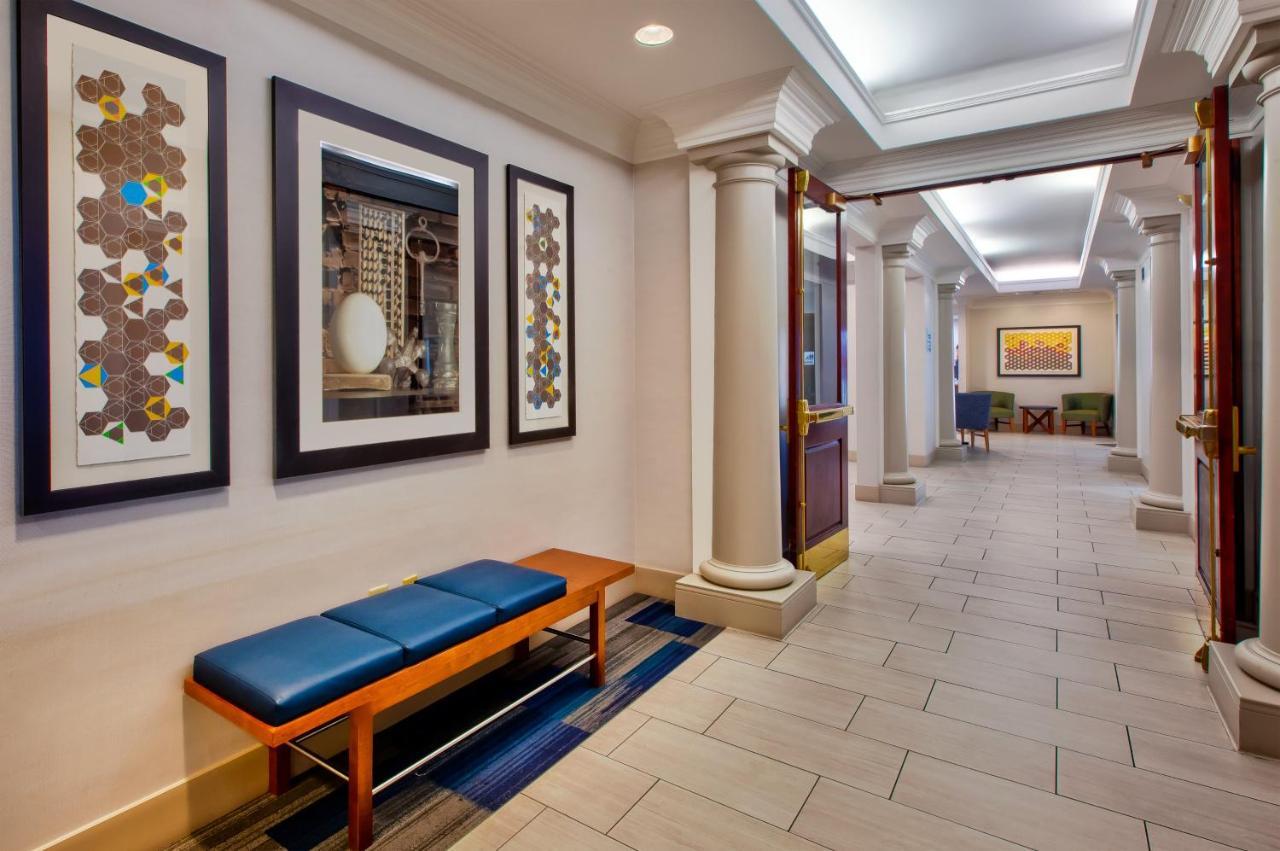 Holiday Inn Express Philadelphia-Midtown By Ihg Екстер'єр фото