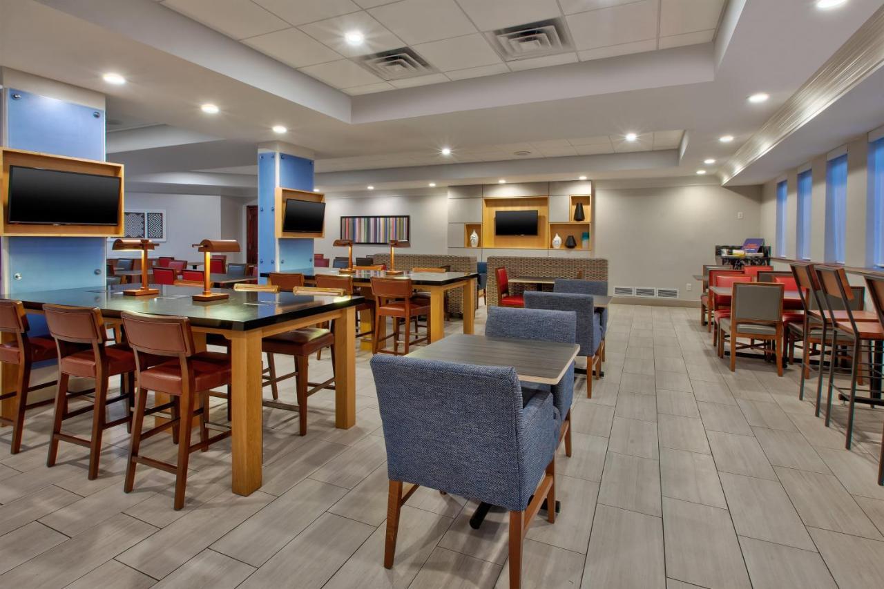 Holiday Inn Express Philadelphia-Midtown By Ihg Екстер'єр фото